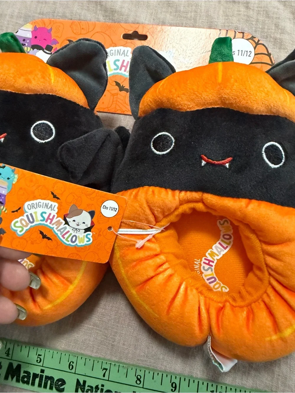 NWT Halloween Pumpkin Bat Squishmallows Kid Slippers Orange & Black Size 11/12